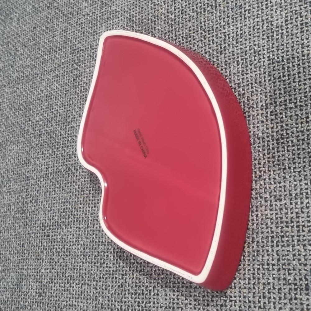 Ceramic Red Lips Shaped Tray - Picture 6 of 8
